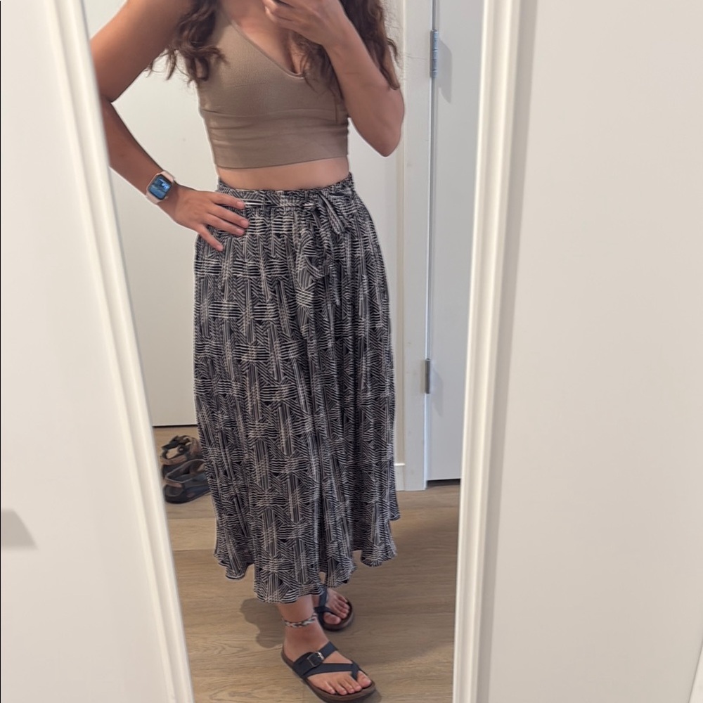 Alice Blue Black and Gray A-Line Midi Skirt with Tie Front